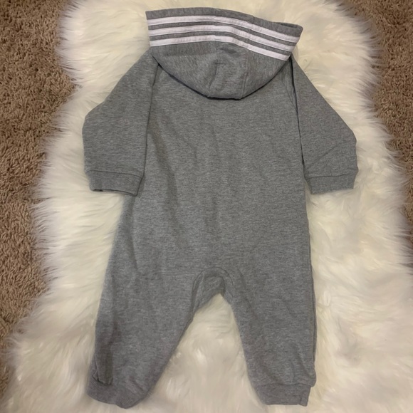 Adidas One Piece - Picture 3 of 4